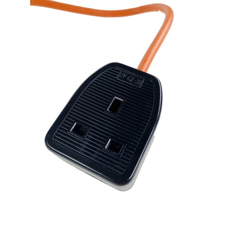 230V UK Trailing Socket MP375B Maypole MP375 image